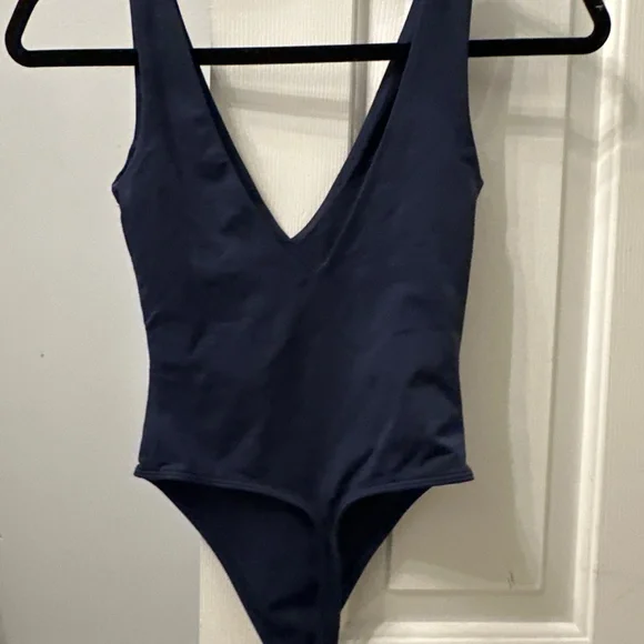 Shirts - Picture 9 of 10